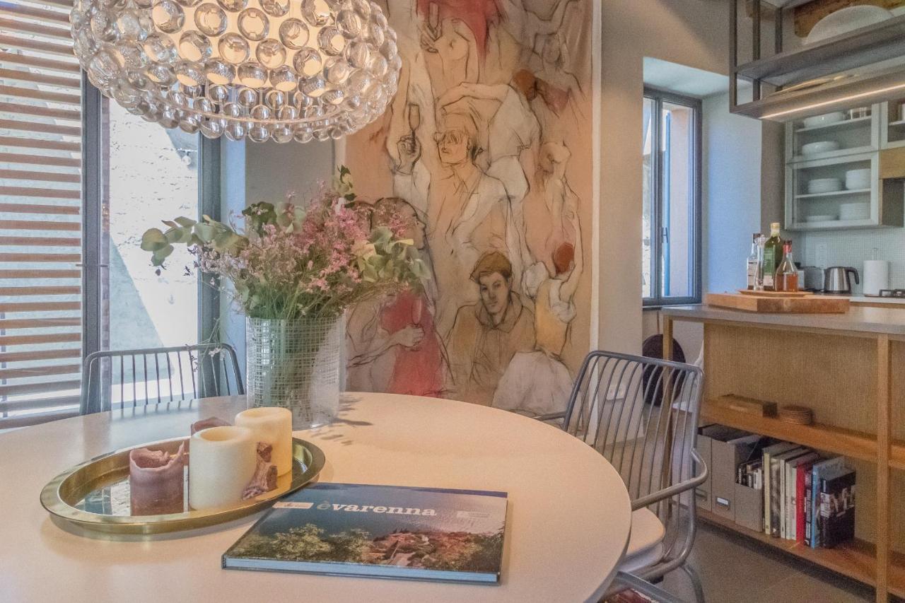 Casa Stella Apartment วาเรนนา ภายนอก รูปภาพ